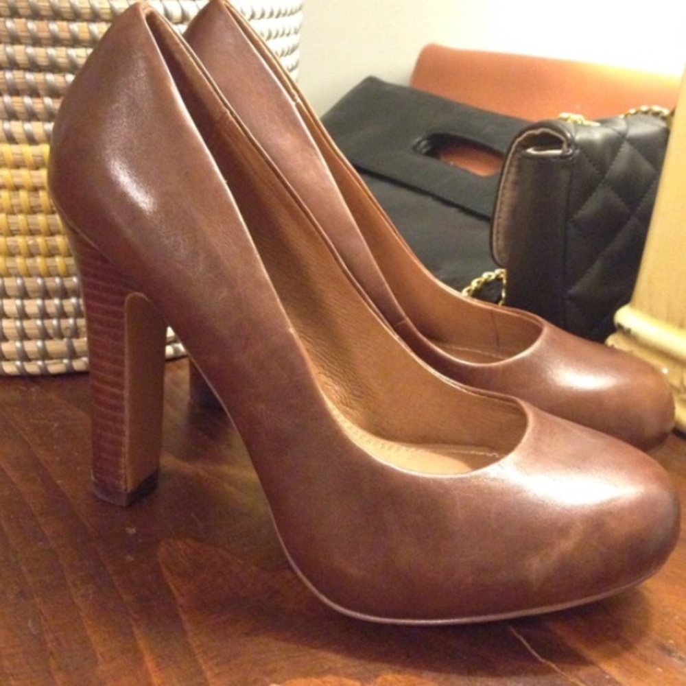 Aldo brown heels